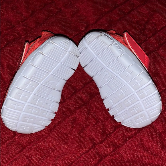 Nike size 2c - Picture 4 of 5